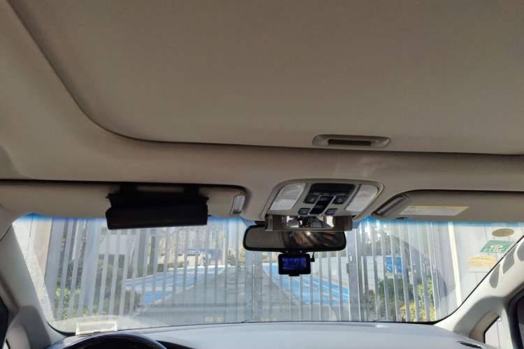 Used Kia Carnival 2017 2.2T Flagship Edition China V Standard Headliner