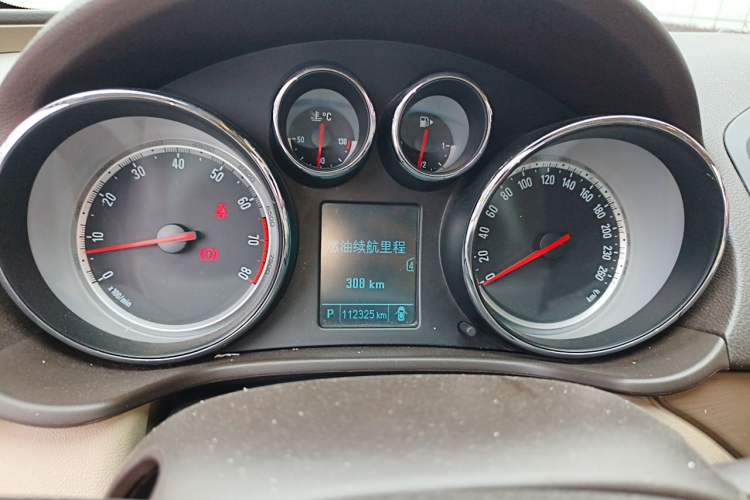 Used Buick Regal 2012 2.0L Luxury Edition
