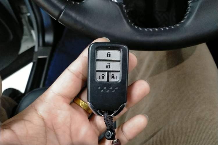 Used Honda Elysion 2019 2.0L Hybrid Luxury Edition