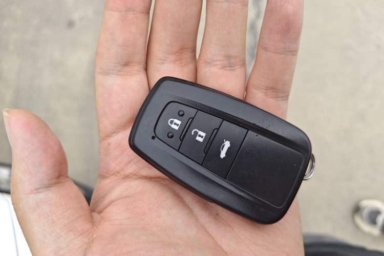 Used Toyota Corolla 2021 Dual-Motor 1.8L E-CVT Elite Edition Interior 1