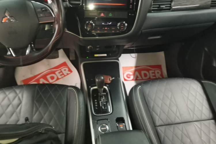 Used Mitsubishi Outlander 2020 2.4L 4x4 Zhi Xiang Edition 5 Seats

