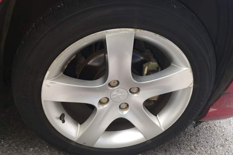 Used Peugeot 408 2013 2.0L Automatic Comfort Edition
