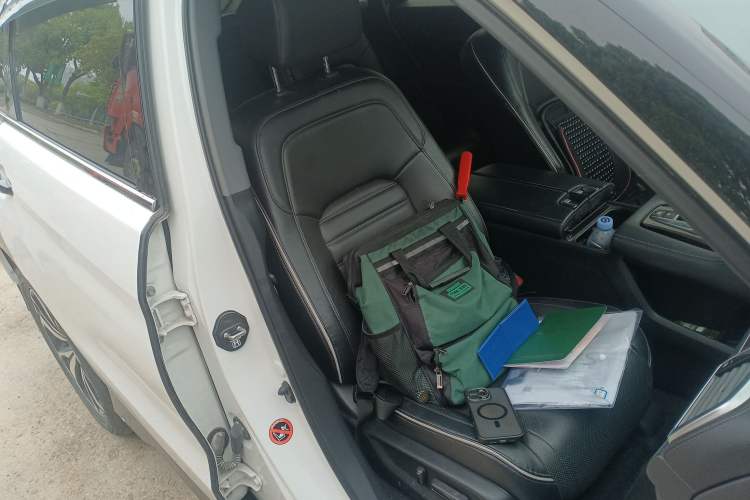 Used Honda UR-V 2017 240TURBO Two-Wheel Drive Classic Edition China VI Right Front Seat