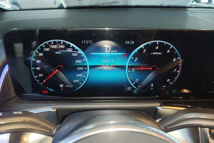 Used Mercedes-Benz GLB 2021 GLB 200 Fashion Model
