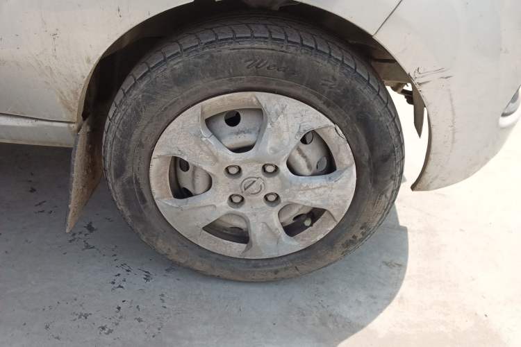 Used Jinbei Hiace X30  Right Front Wheel Hub