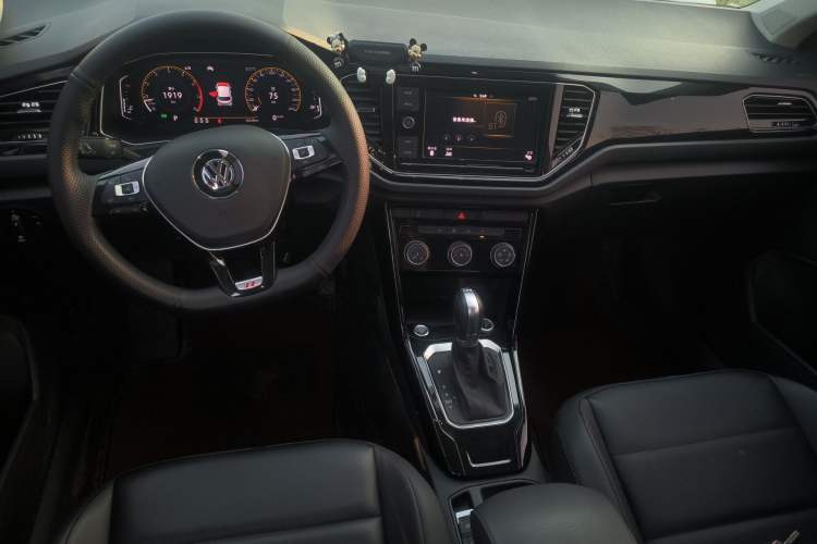 Used Volkswagen T-ROC 2020 280TSI DSG Two-Wheel Drive Comfort Version
