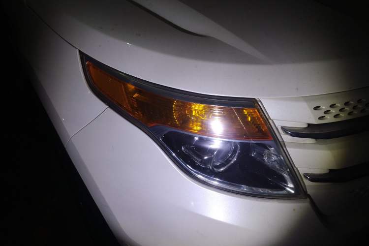 Used Ford Explorer 2013 3.5L Deluxe Model