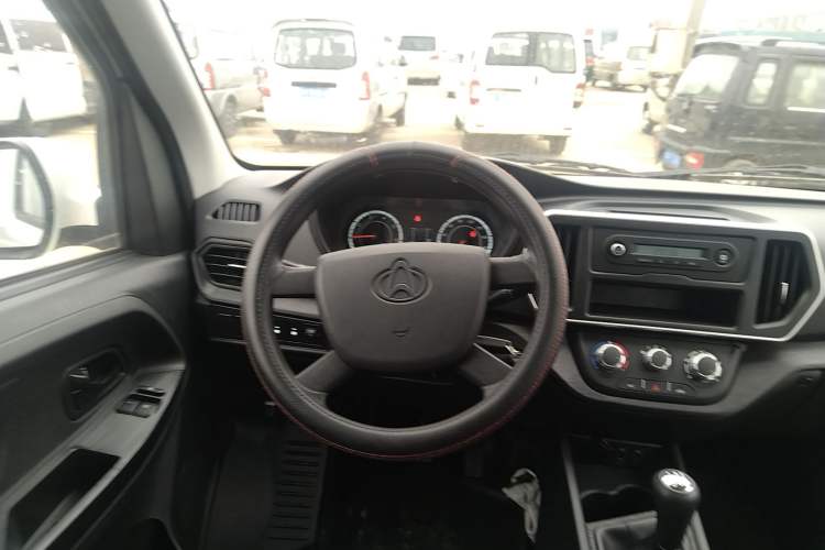 Used Chana Ruixing M60 2023 1.5L GDI Comfort-Class Passenger Vehicle 6/7 Seats
