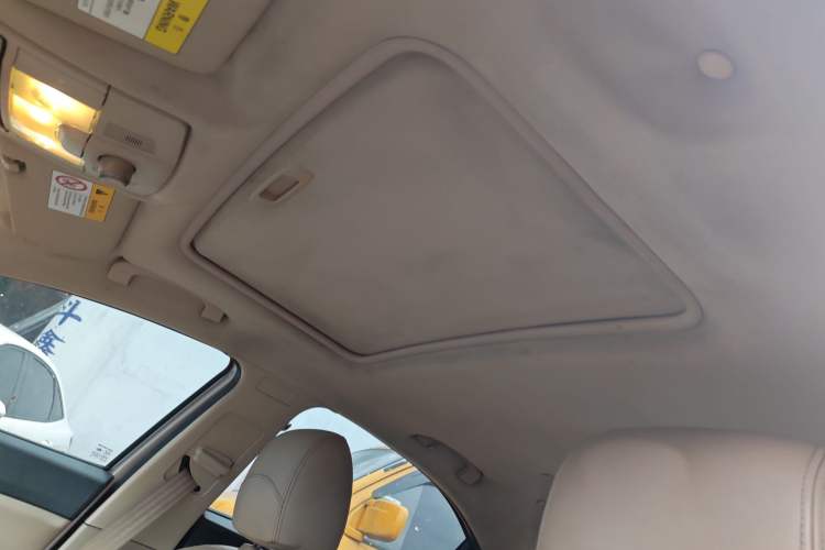 Used Roewe 550 2014 550S 1.8L Automatic Smart Selection Model
