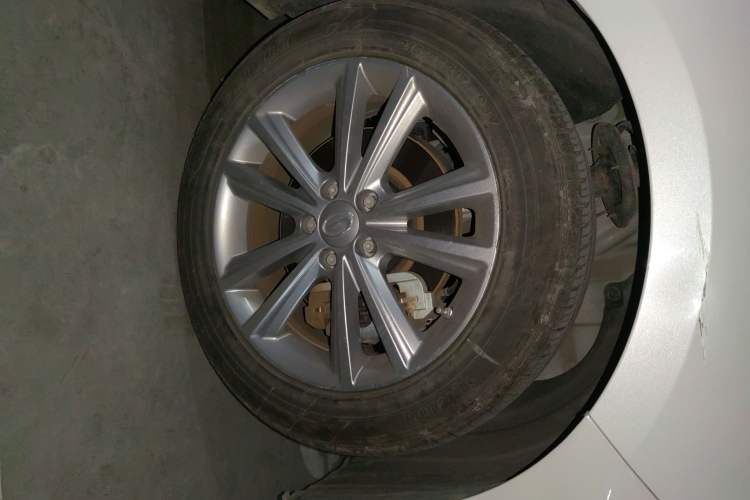 Used AION S 2019 Xuan 530 Right Front Wheel Hub