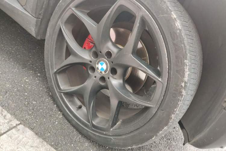 Used BMW X5 2011 xDrive35i Leading Model
