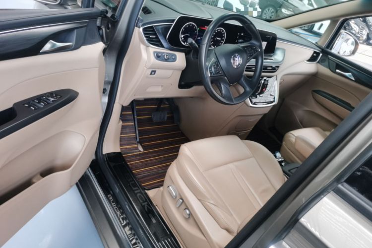 Used Buick GL8 2021 ES Landtrek 653T Luxury Model
