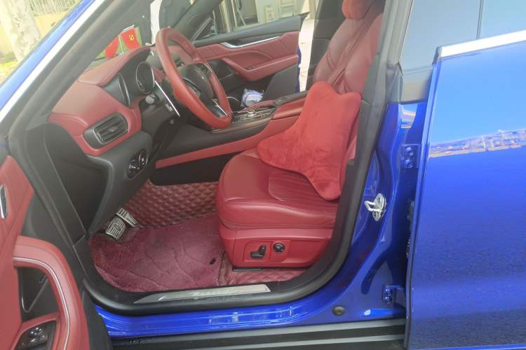 Used Maserati Levante 2019 3.0T Standard Version China VI Left Front Seat