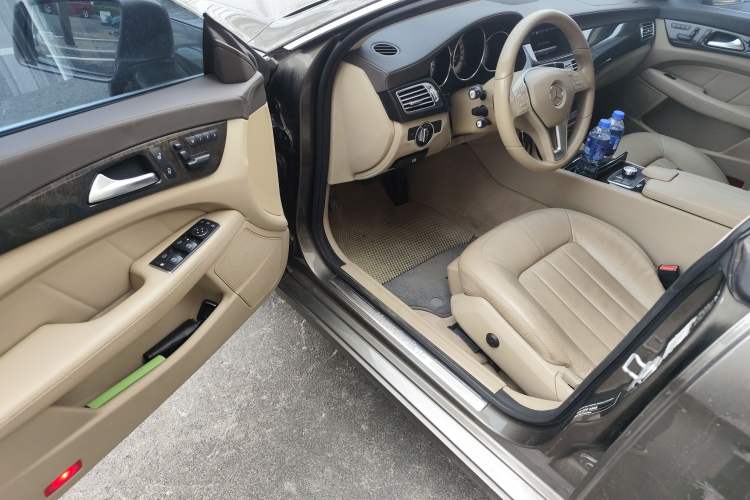 Used Mercedes-Benz CLS 2012 CLS 300 CGI
