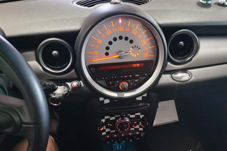 Used MINI 2011 1.6L ONE Audio And AC Panel