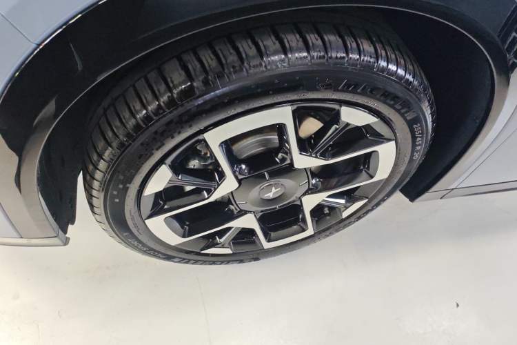 Used XPeng G7 2025 Model—702 Ultra Long Range Exterior 7