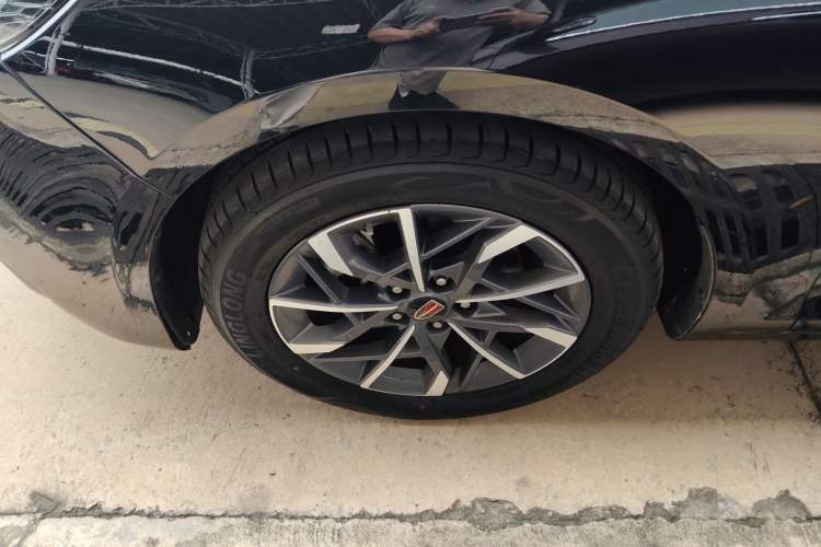 Used Hongqi H5 2022 Classic Model 1.5T DCT Flagship Edition Left Front Wheel Hub