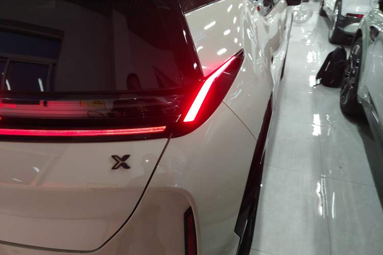 Used Zeekr X 2025 5-Seater Four-Wheel Drive Sport Version