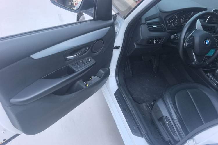 Used BMW 2 Series Active Tourer 2016 218i Fashion Model
