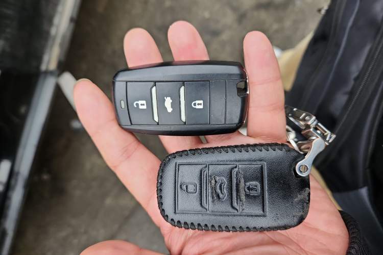 Used Oshan CX70 2017 Facelifted CX70T 1.5T Manual High-Performance Edition