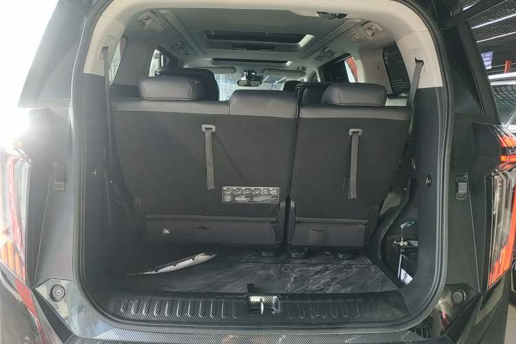 Used GAC Trumpchi M8 2024 Master Series Super Hybrid Edition
