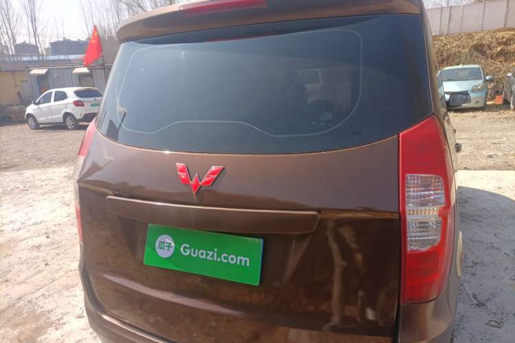 Used Wuling Hongguang 2014 1.5L S Standard Version
