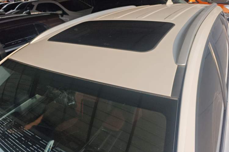 Used Geely Auto Vision X6 2020 1.4T CVT Luxury Edition Roof