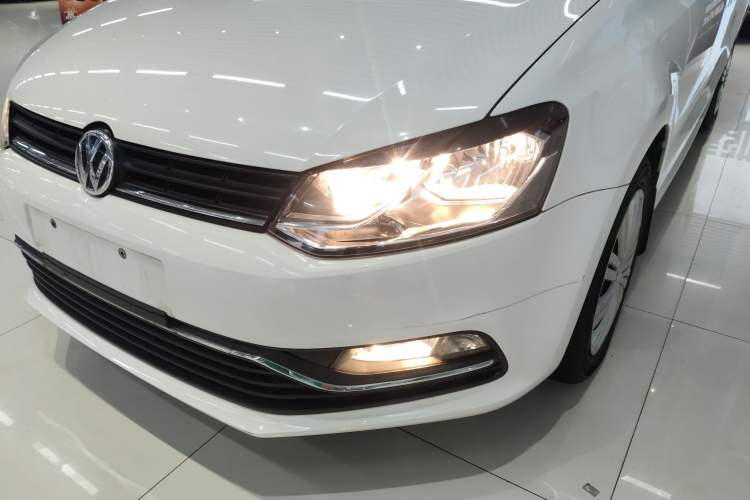 Used Volkswagen Polo 2018 1.5L Automatic Enjoyment Model Left Front Headlight