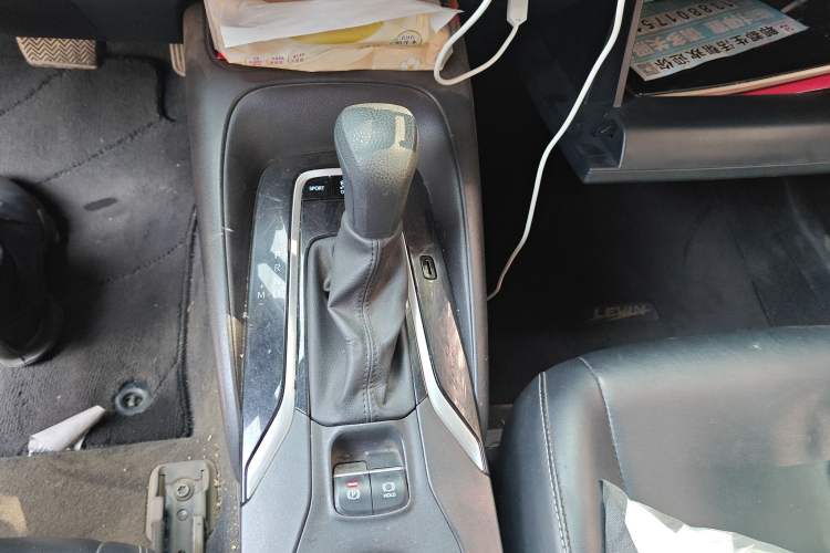 Used Toyota Levin 2019 185T CVT Luxury Edition China VI Standard