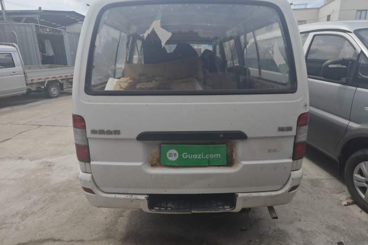 Used Jinbei Hiace 2018 2.0L Fifth-Generation Kuaiyun Luxury Standard Top 6-Seater V19S Rear