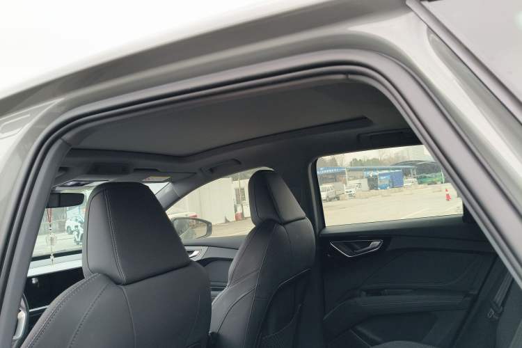 Used Audi Q4 e-tron 2022 40 e-tron Boundary Edition