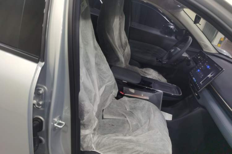 Used ARCFOX T1 2025 Model 425 PRO
