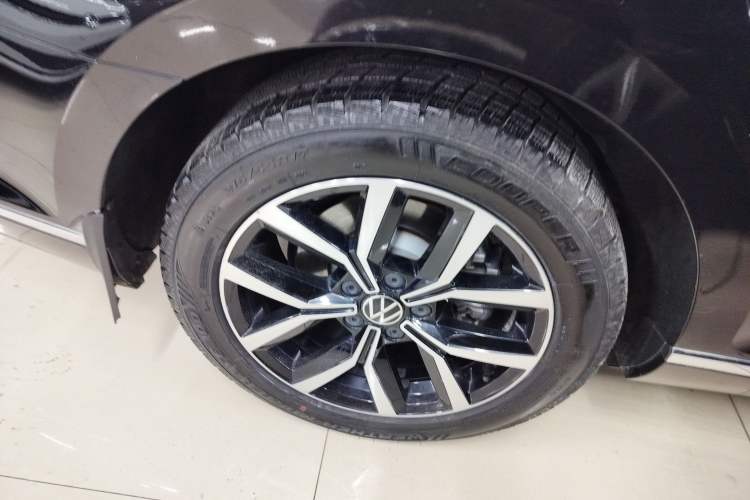 Used Volkswagen Magotan 2020 330TSI DSG Leading Model
