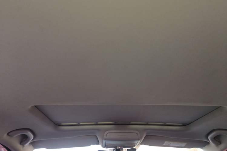 Used Volkswagen Sagitar 2017 230TSI Automatic Luxury Edition
