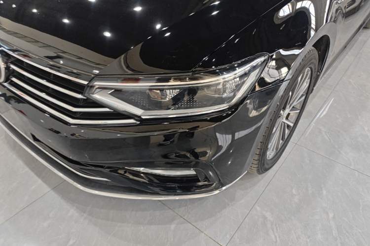 Used Volkswagen Magotan 2020 380TSI DSG Luxury Version Left Front Headlight