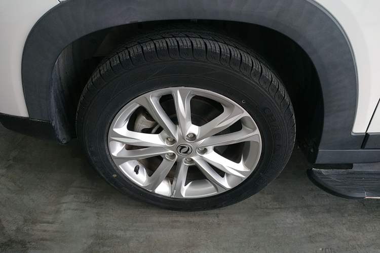 Used Dongfeng Fengon S560 2019 1.8L Manual Urban Model