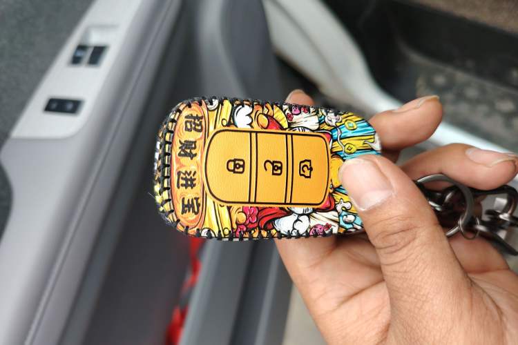 Used Ruichi R5 2025 Model Passenger Vehicle Smart Driving Ultra-Charging Edition, Beyond Type I Vehicle Key