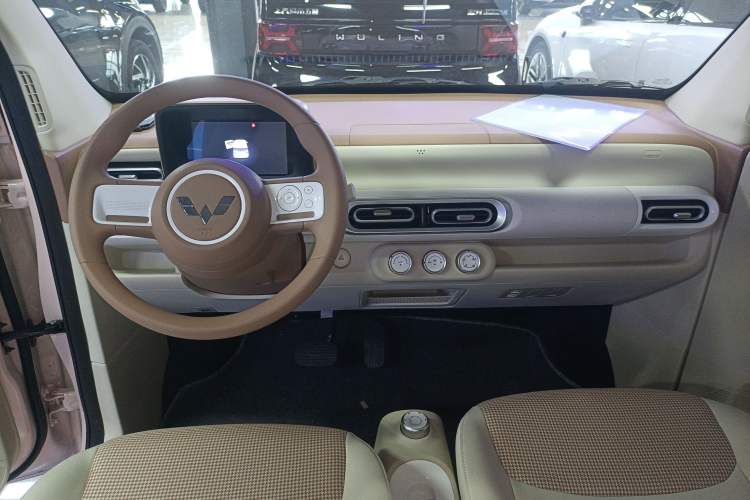 Used Wuling Hongguang MINIEV 2024 3rd Generation 215km Youth Edition