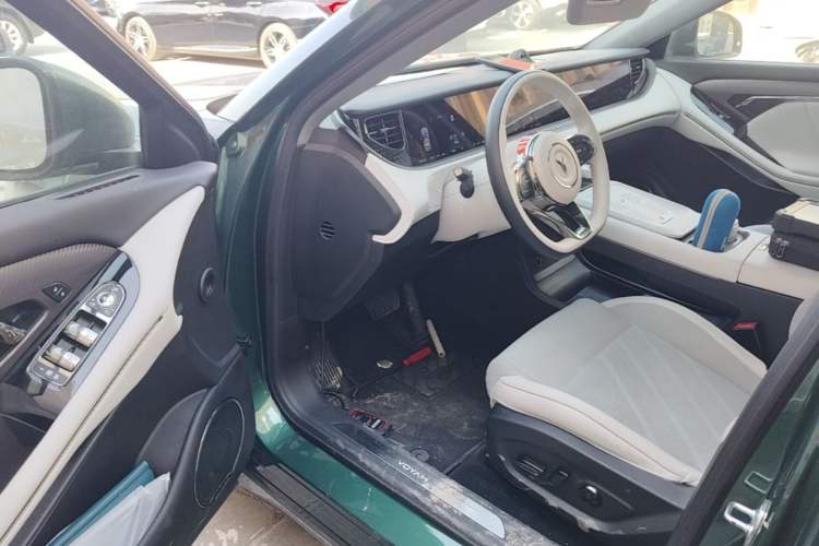 Used VOYAH FREE 2025 318 318 km Rear-Drive Touring Edition
