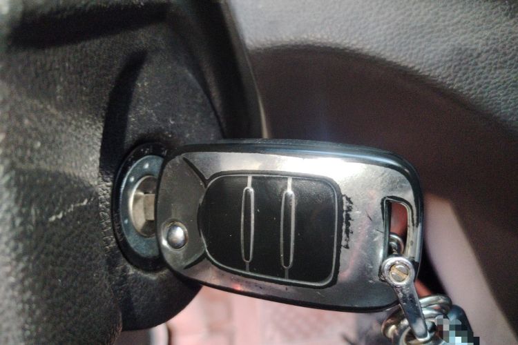 Used Wuling Hongguang 2021 1.5L S Standard Version LAR Vehicle Key