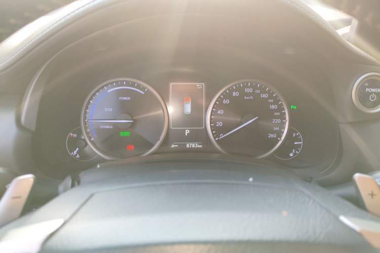 Used Lexus NX 2018 300h Front-Wheel-Drive FENGSHANG Version China V Emission Standard
