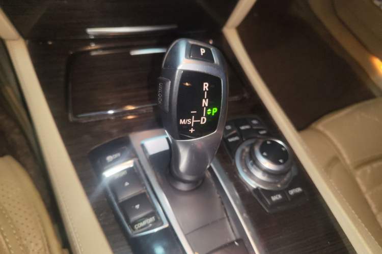 Used BMW 7 Series 2011 730Li Elegant Model
