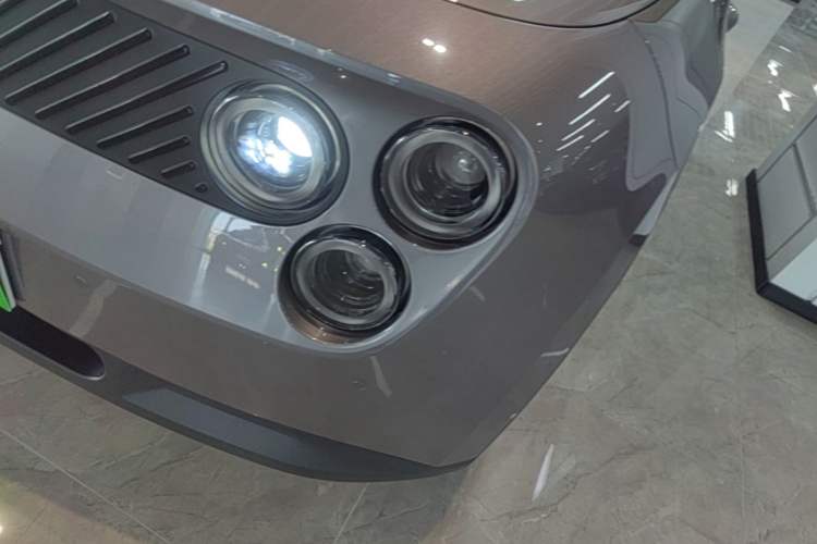 Used firefly 2025 Illuminated Edition
