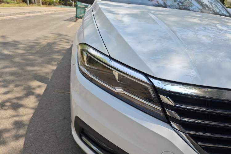 Used Volkswagen Lavida 2019 1.5L Manual Comfort Edition China VI Standard Right Front Headlight