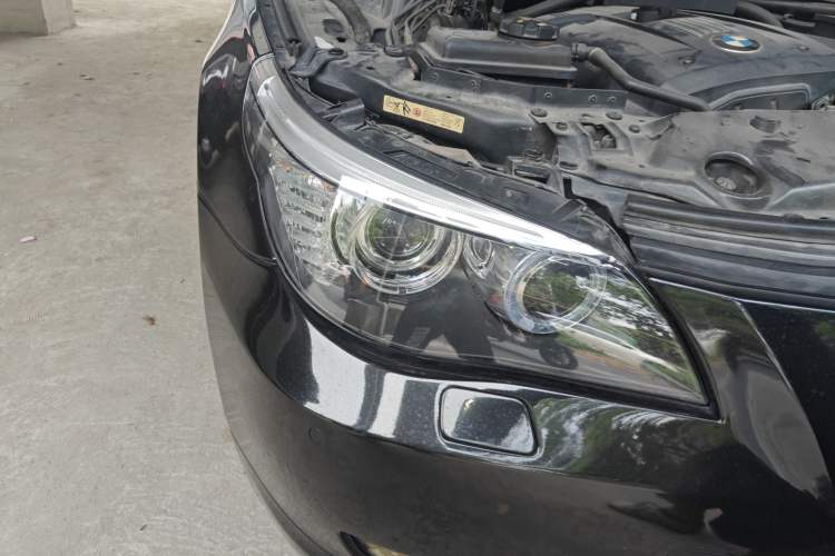 Used BMW 5 Series 2010 523Li Luxury Model Right Front Headlight