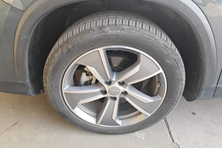 Used Geely Auto Haoyue L 2024 2.0T DCT Flagship Version
