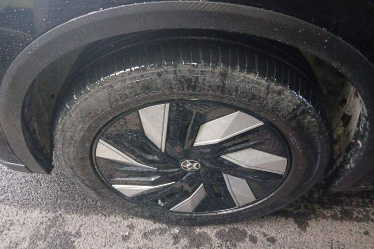 Used Venucia V DD-i 2023 110 km iE Version
