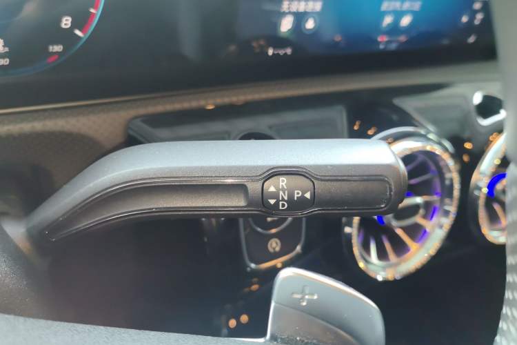 Used Mercedes-Benz A-Class 2020 Restyled A 200 L Sport Sedan Fashion Version