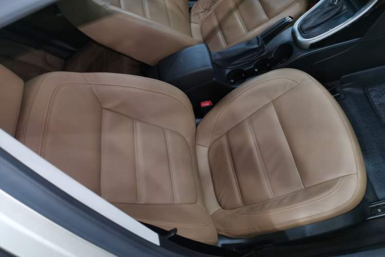 Used Buick GT 2013 GT 1.6T Automatic Fashion Sport Edition