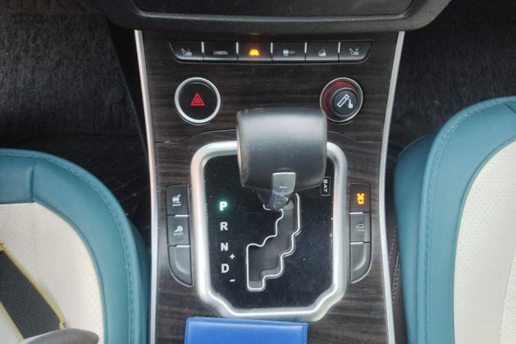 Used Land X7 2016 2.0T Panoramic Prestige Edition